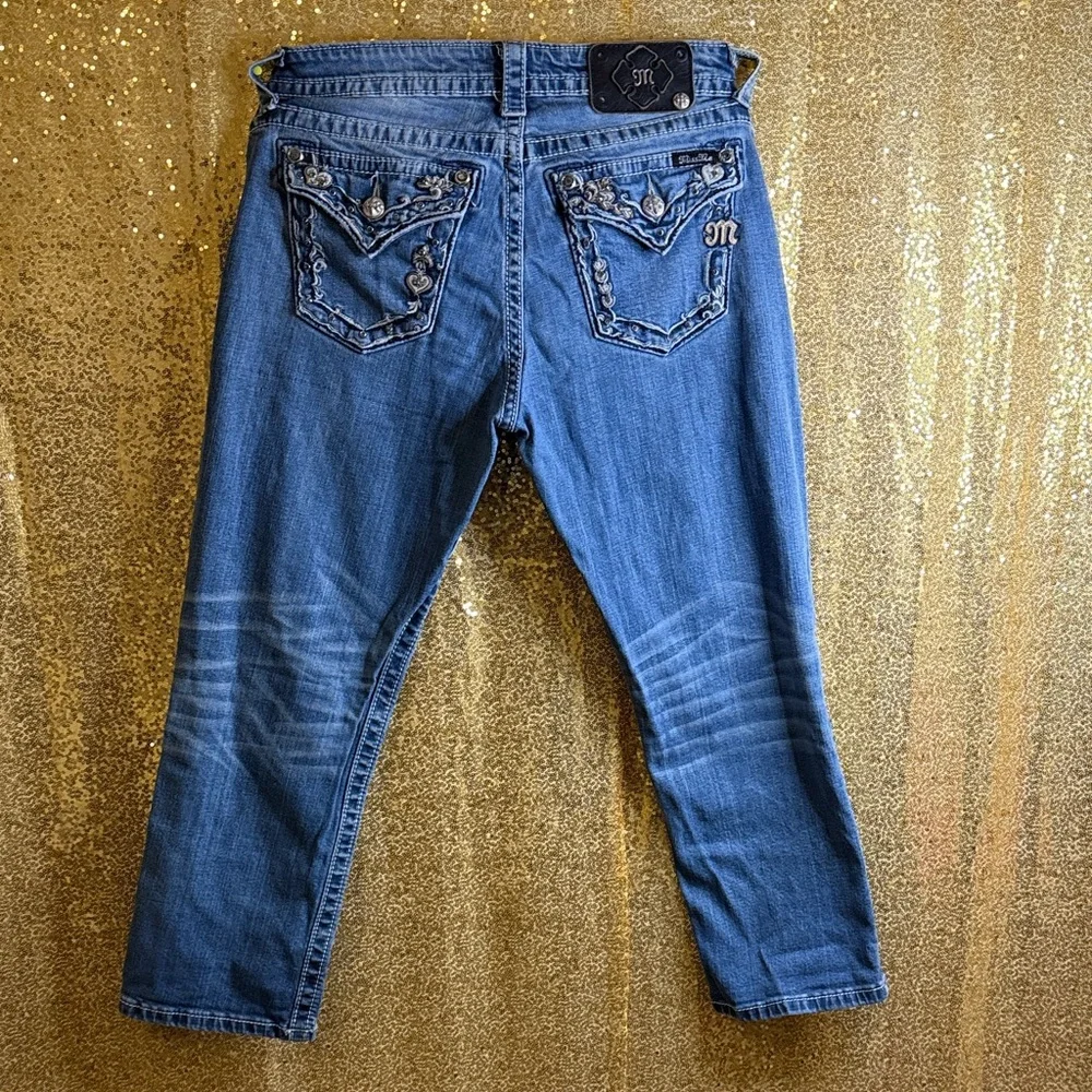 Miss Me Blue Boyfriend Capri flat pocket Embroidered Jeans